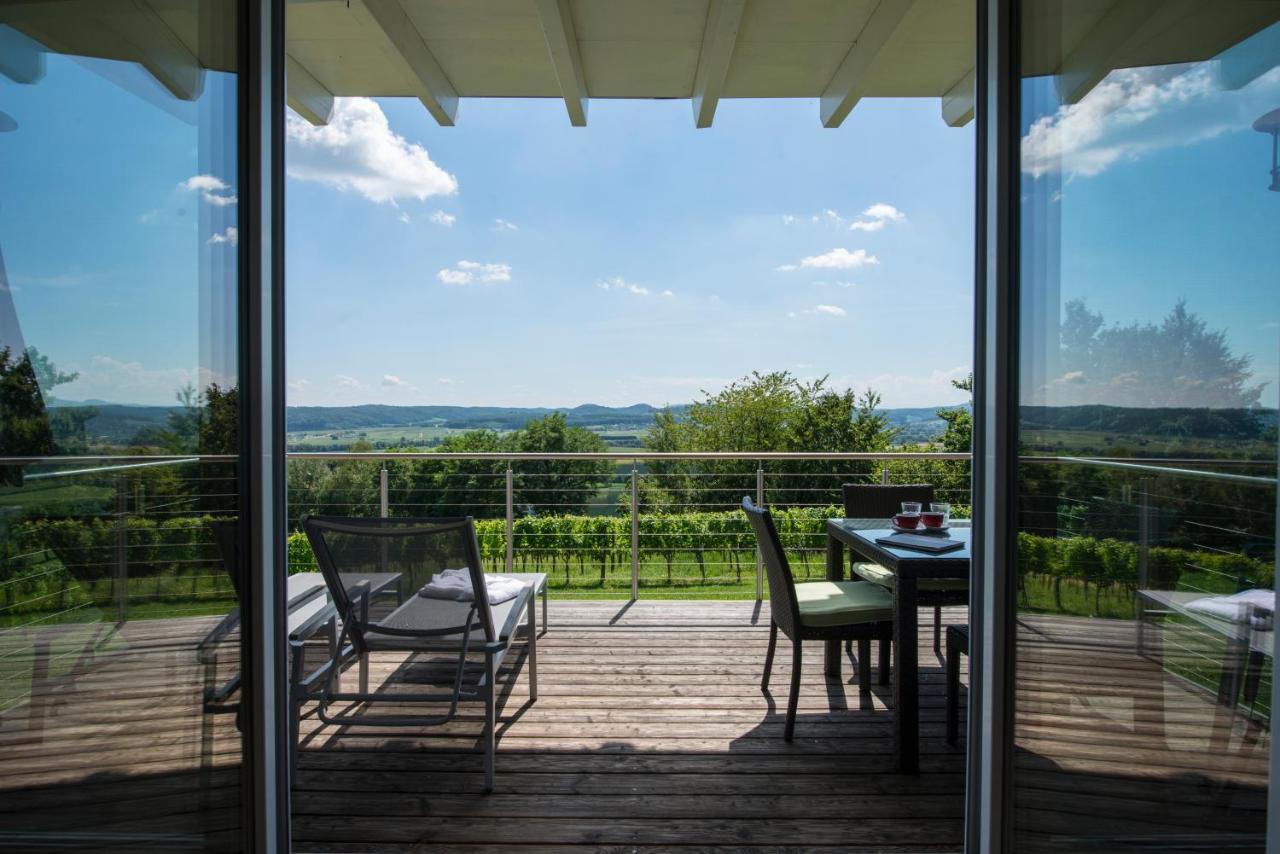 Ferienhaeuser Im Weingarten Fehring Экстерьер фото